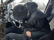 В Тверской области неадекватный водитель заблокировал проезд