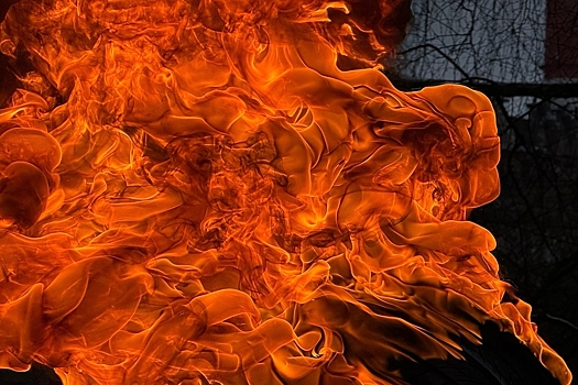 Машина спасателей попала в ДТП во время тушения пожара