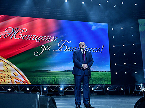 Максим Горюнов: "Лукашенко говорит с народом на языке рун"