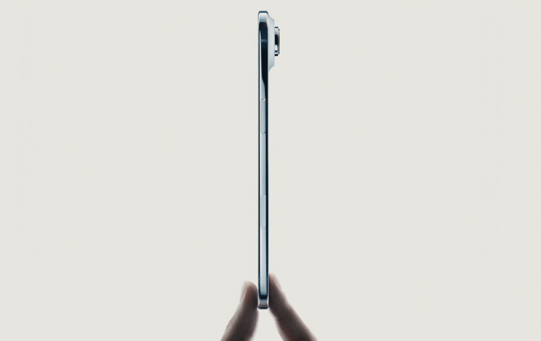 Ультратонкий iPhone Air значительно подешевел в России