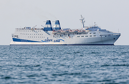 Паром Seabridge не может получить допуск в сочинский порт