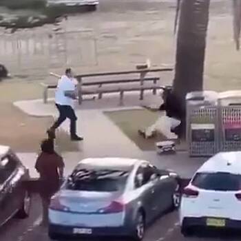 Россияне успели уйти с пляжа в Австралии за считаные минуты до начала стрельбы