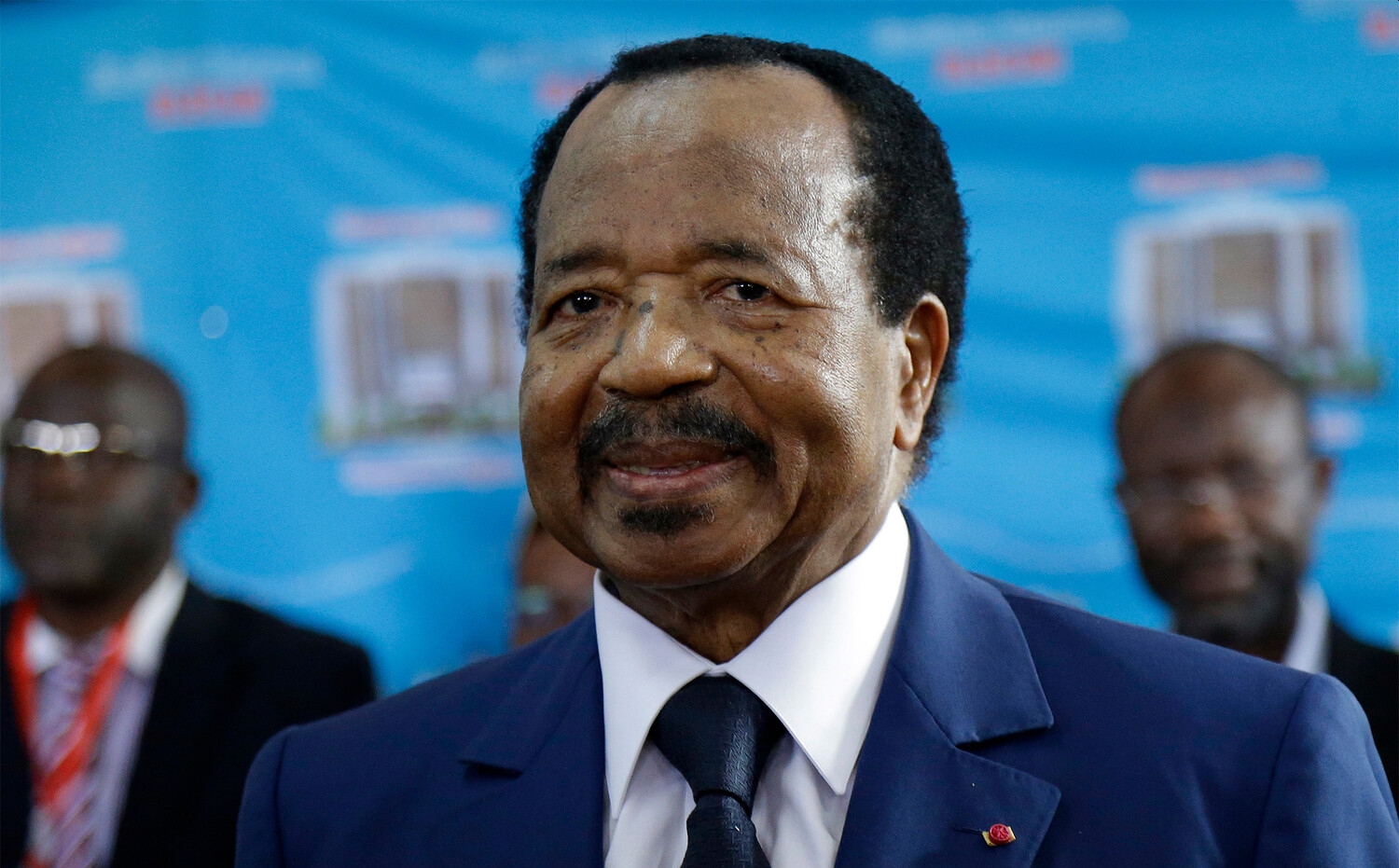 В Камеруне избран старейший президент в мире