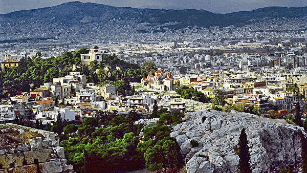Анархисты устроили беспорядки в Афинах и Салониках