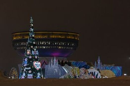 26 декабря в Казани у «Чаши» зажгут главную елку