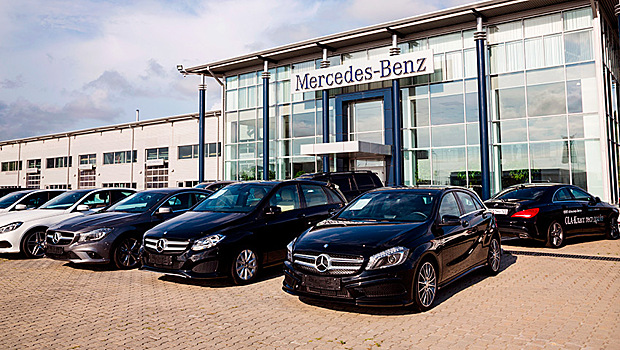 Mercedes-Benz поднял цены на новые автомобили в России вслед за BMW и Audi