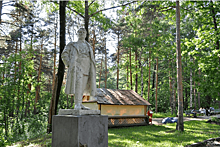 Директор парка Маяковского в Екатеринбурге рассказал о плачевном состоянии памятника Кирову
