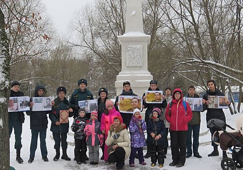 Акция «Хранят героев имена» прошла в Воронцовском парке