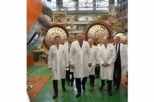 В Самаре Дмитрий Рогозин посетил АО «РКЦ Прогресс» и ПАО «Кузнецов»