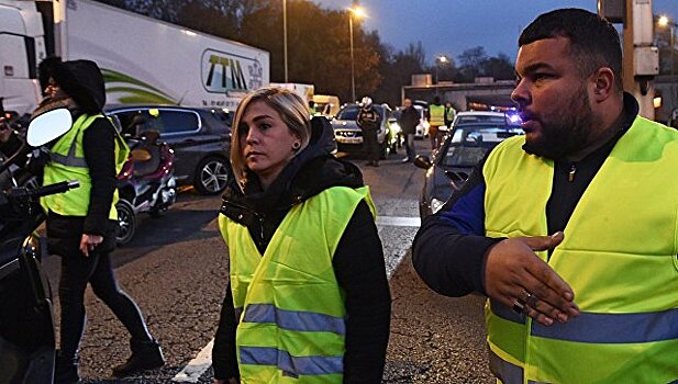 Протестная акция "желтых жилетов" не затронула работу нефтебазы в Брюсселе