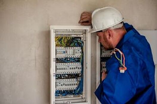 Свет опять подорожает. Долг за электроэнергию перевалил за 3 млрд рублей