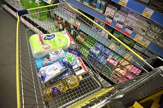 Серийный вор тележек из супермаркетов Новосибирска получил 2 года строгого режима