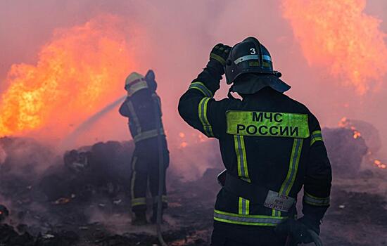 Названа предварительная причина пожара в доме в Ульяновске