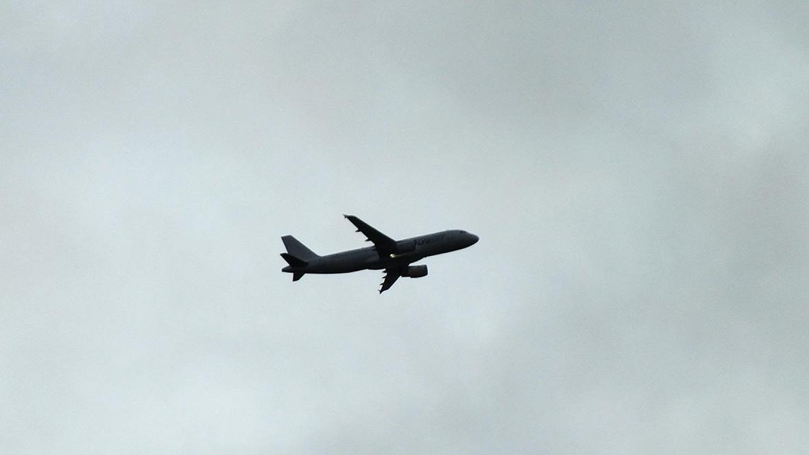 Летевший из Внуково в Дубай авиалайнер вернулся в Москву из-за ударов по Ирану