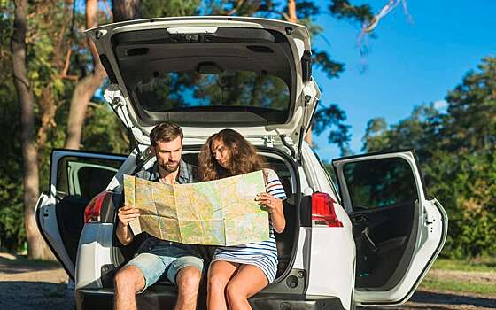 Золотая осень за рулем: куда и на чем поедут россияне в бархатный сезон