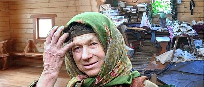 Новый дом за три года стал похож на старый: Как обжилась Агафья Лыкова