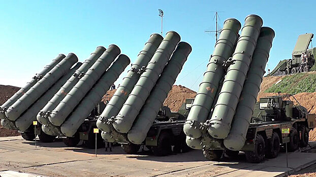 Враг не подступит: сразу три дивизиона С-400 охраняют крымское небо