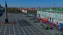 Более четырех тысяч военных приняли участие в параде в Петербурге