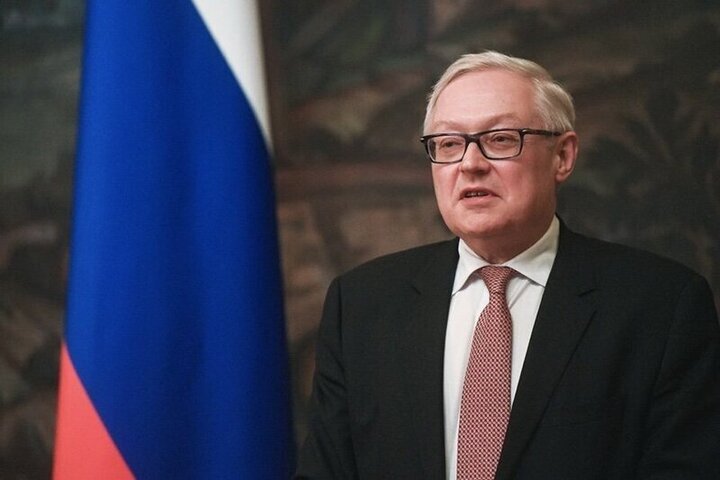 Рябков: РФ донесла до США необходимость эвакуации дипломатов из Киева