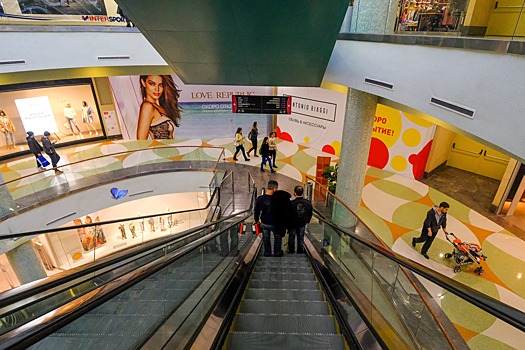 Эксперимент НГС: легко ли в случае пожара найти выход из ТЦ Новосибирска