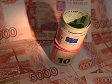 Рубль уверенно растет