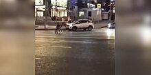 Автомобиль сбил инвалида-колясочника в Москве