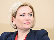 Министр культуры Ольга Любимова приняла участие в проекте "Голос поэта"