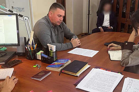 СК: мэра Владимира Дмитрия Наумова обвинили во взятке на 1,1 млн рублей