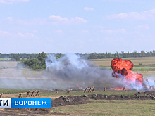 Под Воронежем реконструкторы показали огонь и ярость Курской битвы