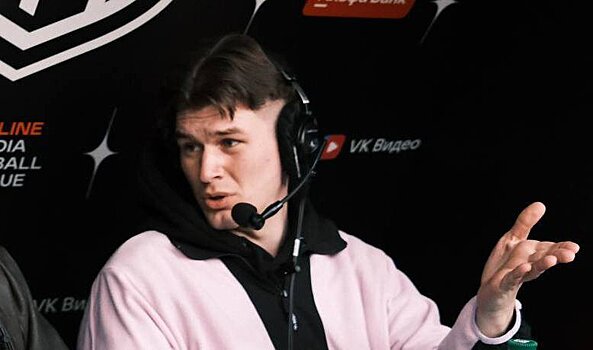 «Вася за меня впрягся, хотя не считал, что я прав. Говорил, что мы одна команда и стоим друг за друга. Он всегда помогал, прикрывал». Кир Воробьев об отношениях с Уткиным