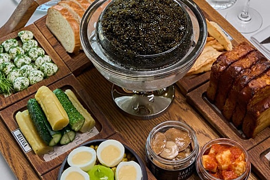 В московском ресторане нашли "Завтрак Бурлака" за 72 тысячи рублей