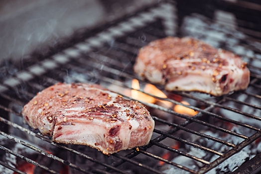 Почему мясо может навредить сердцу или вызвать рак