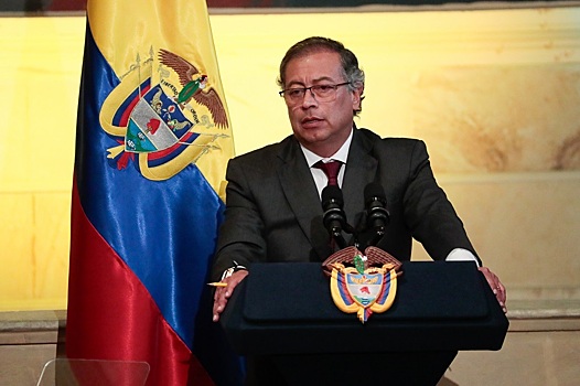 Президент Колумбии после угроз Трампа заявил, что готов взяться за оружие