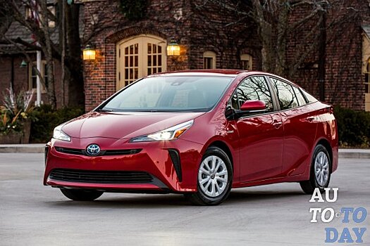 Обновлённая Toyota Prius: больше технологий и надёжности