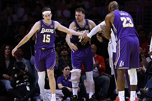 Дабл-дабл Дончича и 33 очка Ривза помогли «Лейкерс» обыграть «Нью-Орлеан» в НБА