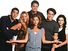 25 лет спустя: как сейчас выглядят и чем занимаются Энистон, Кокс и другие актеры культового сериала «Друзья»