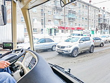 Денис Спирин поздравил чебоксарцев с Днем автомобилиста