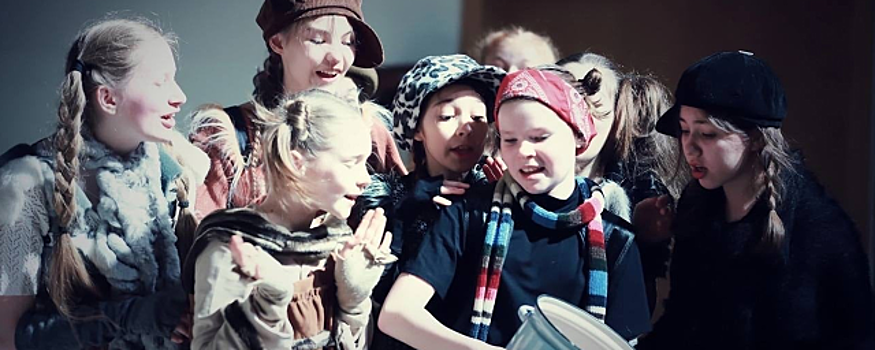 В Красногорске 9 апреля покажут спектакль «Овраг. Дневник собаки»