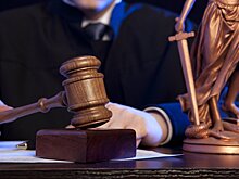 Двух саратовских депутатов оштрафовали за нарушение масочного режима