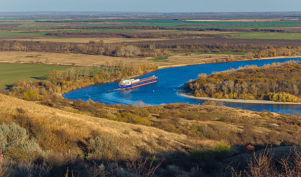 С апреля по декабрь через Азово-Донской бассейн перевезли 177,5 тыс. пассажиров
