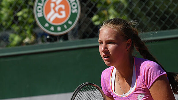 Блинкова вышла в финал квалификации «Ролан Гаррос», обыграв украинку Калинину