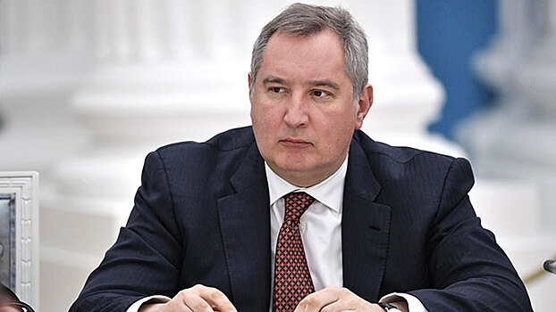 В Кремле назвали неприемлемой ситуацию с Рогозиным