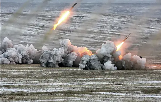 Российские военные впервые применили огнеметную систему «Тосочка»