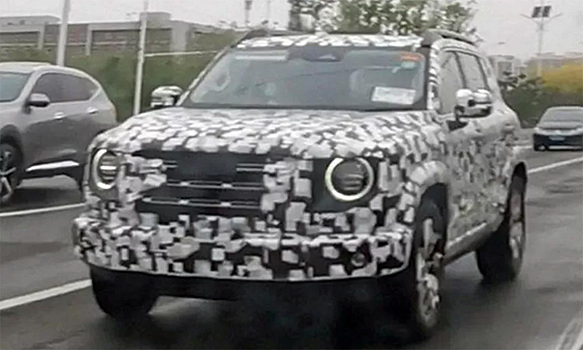 В Сети показали салон нового кросса Haval H5