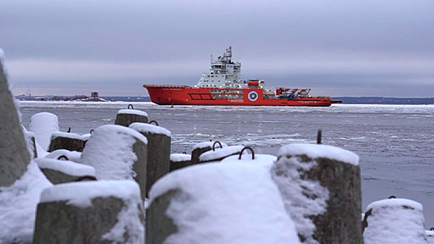 В Санкт-Петербурге показали самый мощный в мире дизельный ледокол «Андрей Вилькицкий»