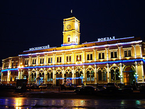 Лучшие места для селфи на московских вокзалах отметят наклейками