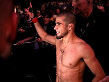 «Дана Уайт делает что хочет». Рагозин — про увольнение Мокаева из UFC