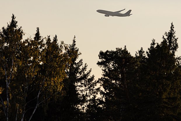 Следовавший в Благовещенск самолет приземлился в Хабаровске из-за неисправности