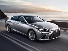 Lexus ES получил рестайлинг вместо нового поколения