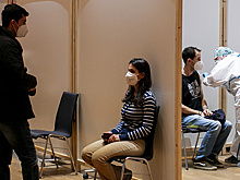 В Австрии вступил в силу закон об обязательной вакцинации от коронавируса